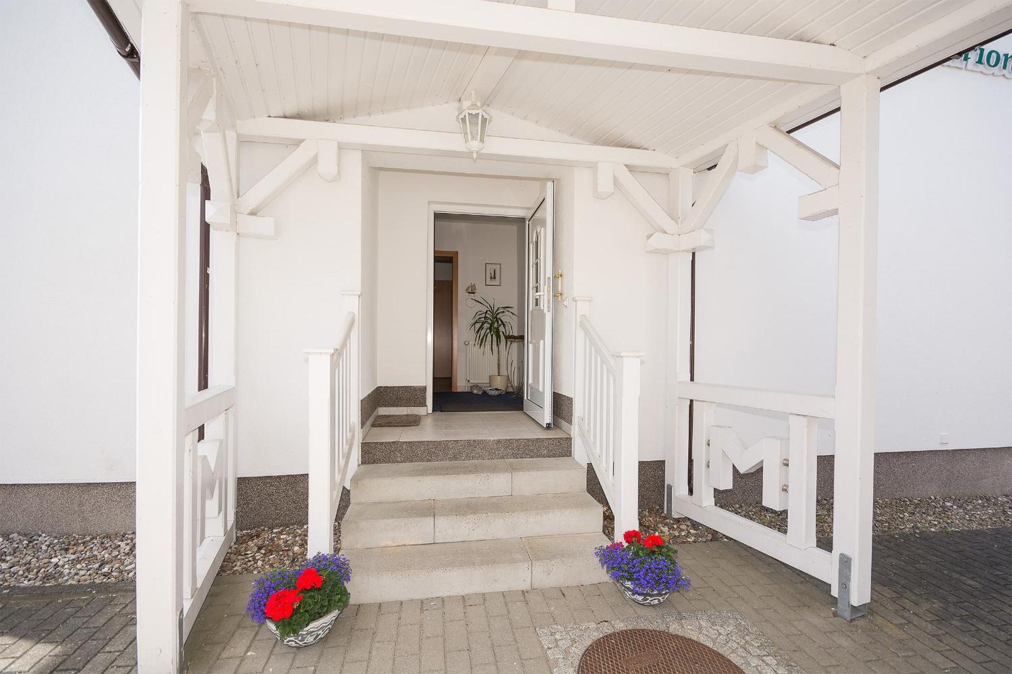 Pension Marion Binz Exterior photo